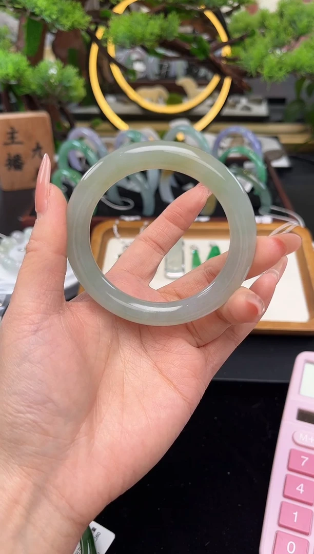 未镶嵌手镯翡翠ω****潴手镯