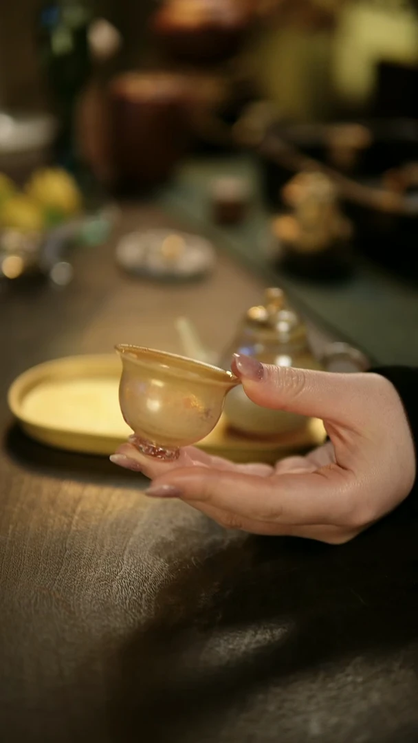 阿眠    王沁手作玻璃黄炼系列品茗杯