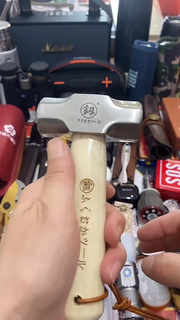 瓷片闪购商品 如图所示