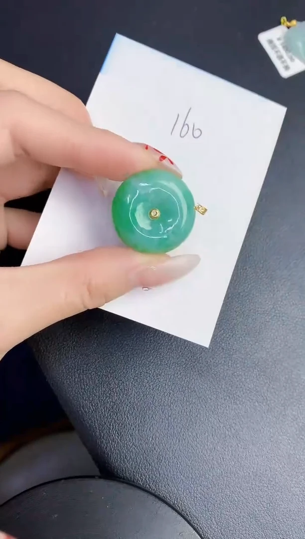 【闪购商品】翡翠颈饰18K金镶嵌00000000000