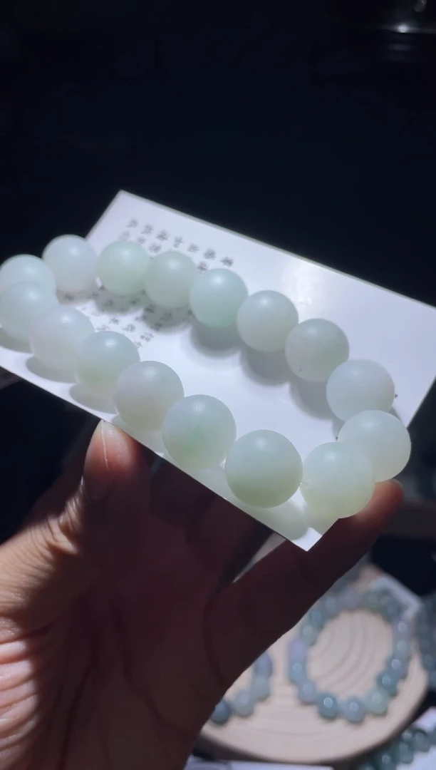 未镶嵌定制翡翠翡翠手串