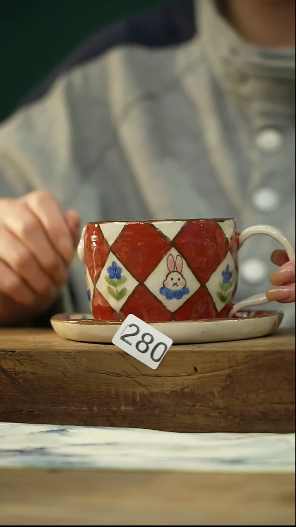 【闪购商品】瓷片新品设计师手作款 手捏手作兔兔咖啡杯