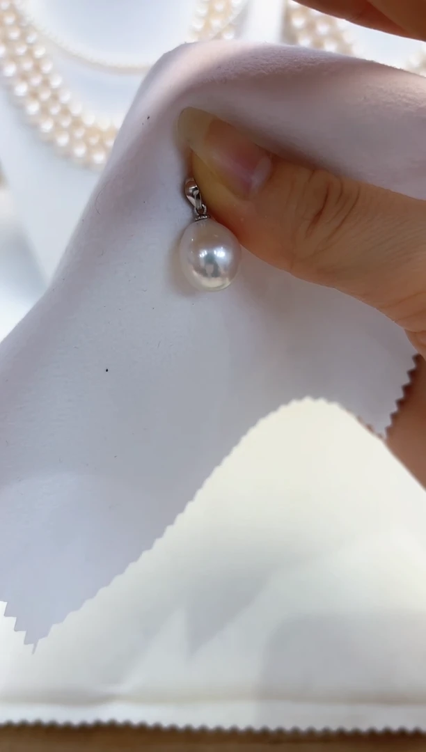 【闪购商品】淡水珍珠吊坠(不含链)银S925镶嵌11-12MM