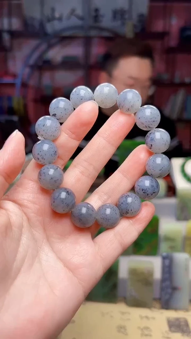 未镶嵌和田玉把件148