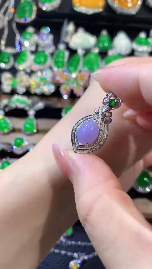 吊坠(不含链)18K金镶嵌翡翠C89 紫货有一定色差