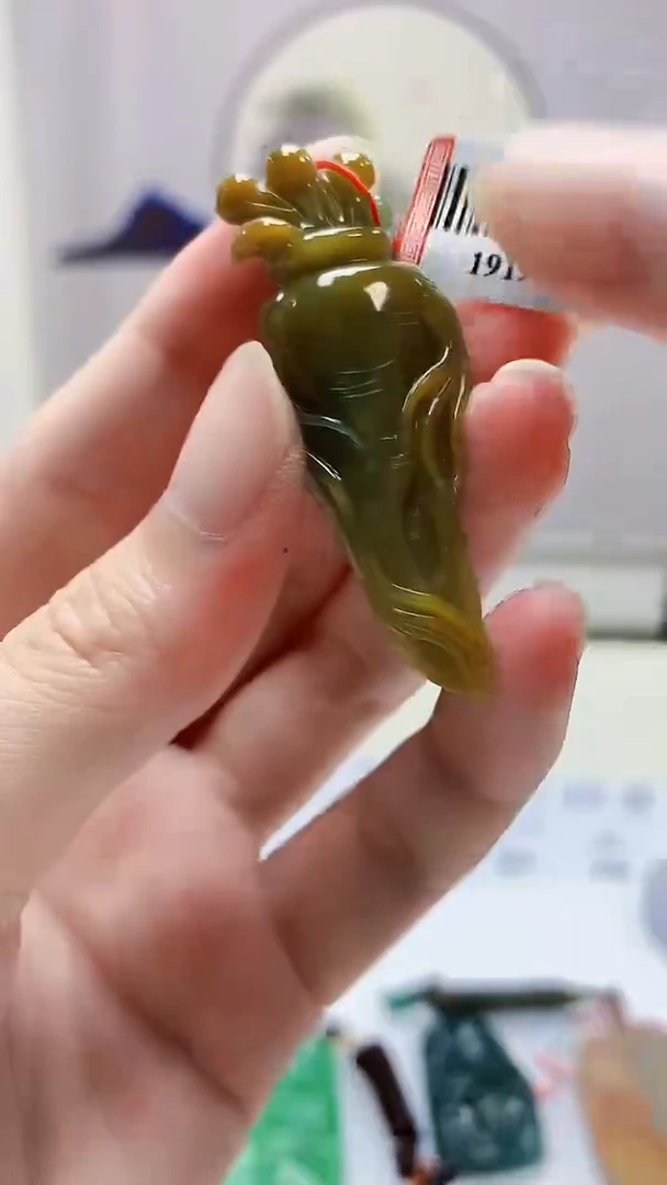 定制翡翠未镶嵌4852zm-毛货挂件73