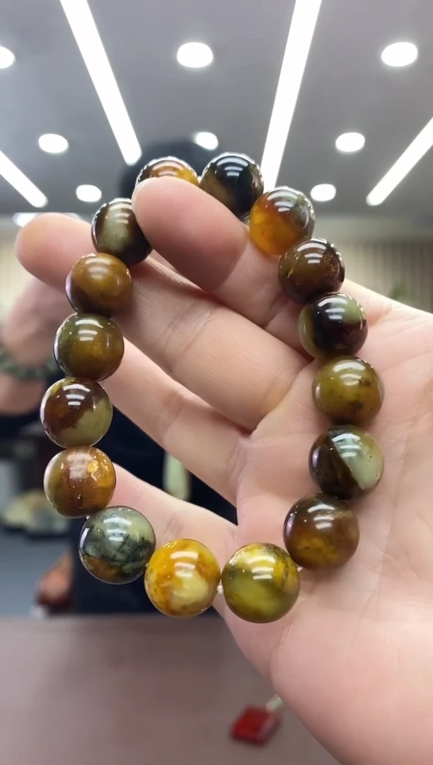 未镶嵌蛇纹石玉手串飞*手串