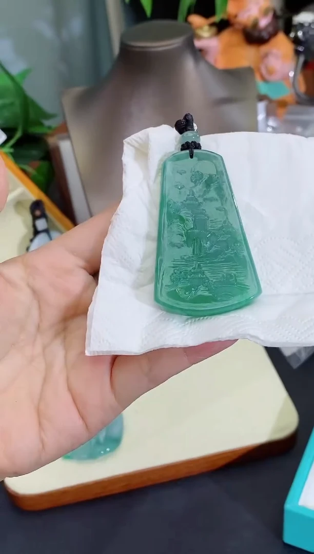 颈饰未镶嵌翡翠缅甸天然翡翠