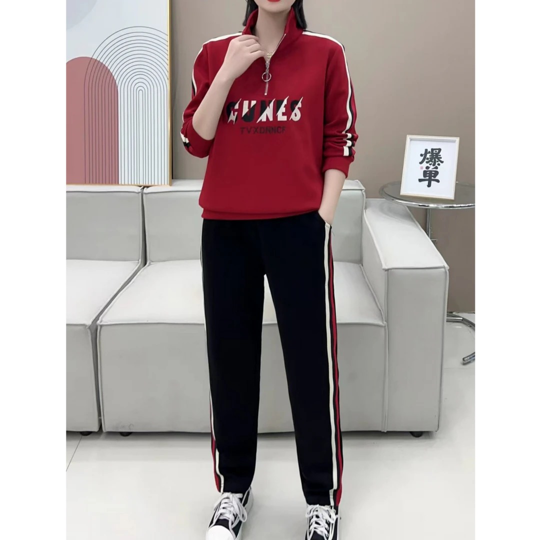 小施家时尚显瘦字母刺绣半拉链加绒套装817