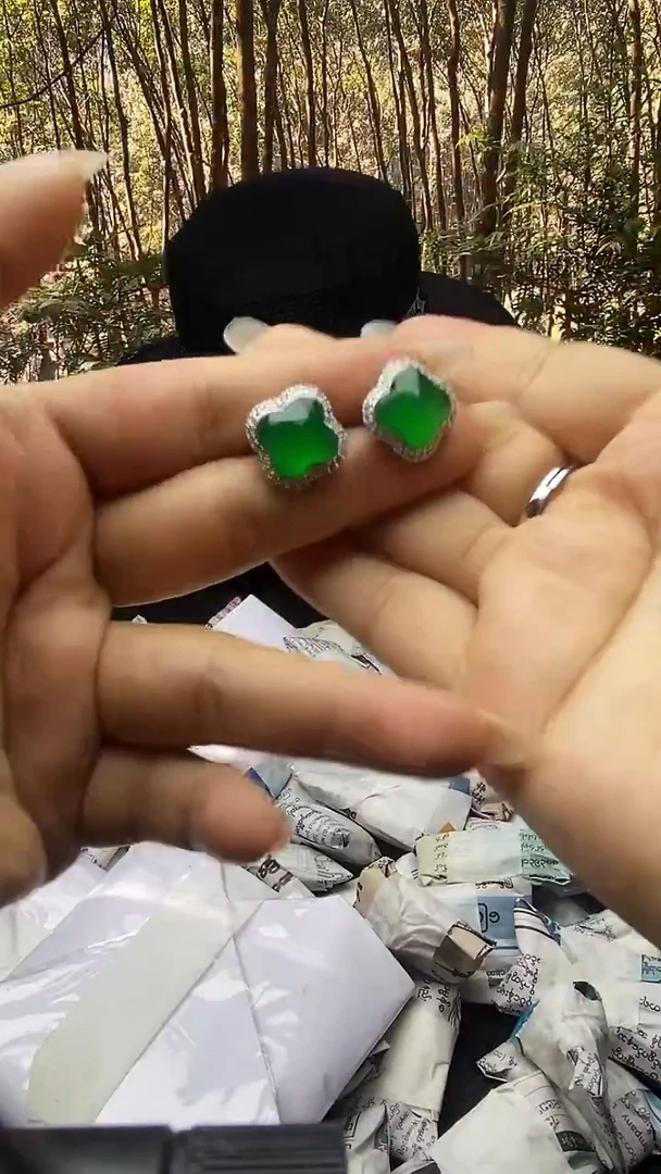 满色吊坠    所见即所得