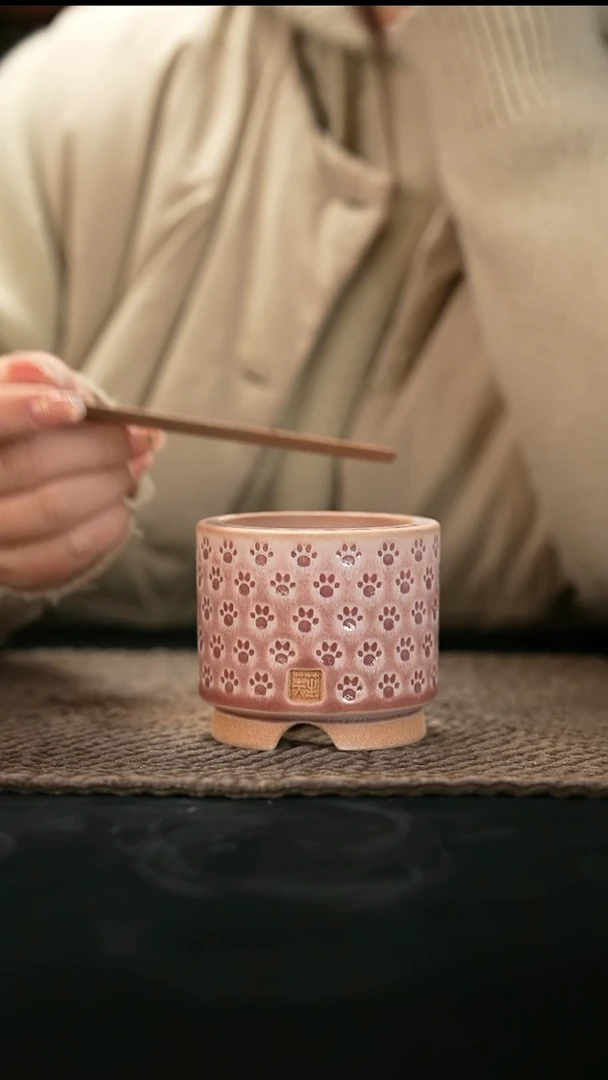 Y-口径6花盆-01-04-517特默认有瑕