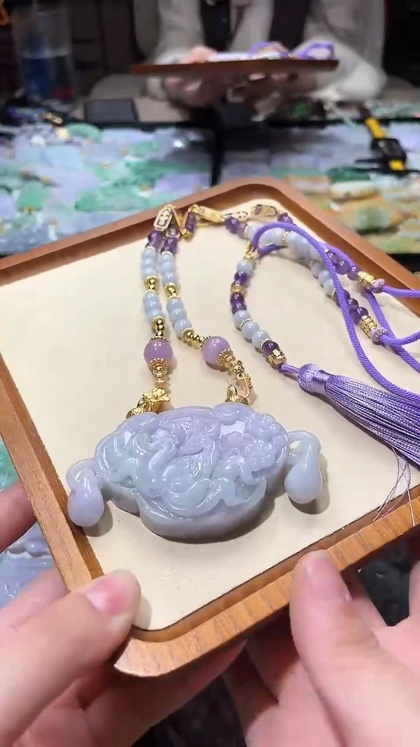 【闪购商品】翡翠颈饰未镶嵌吊坠