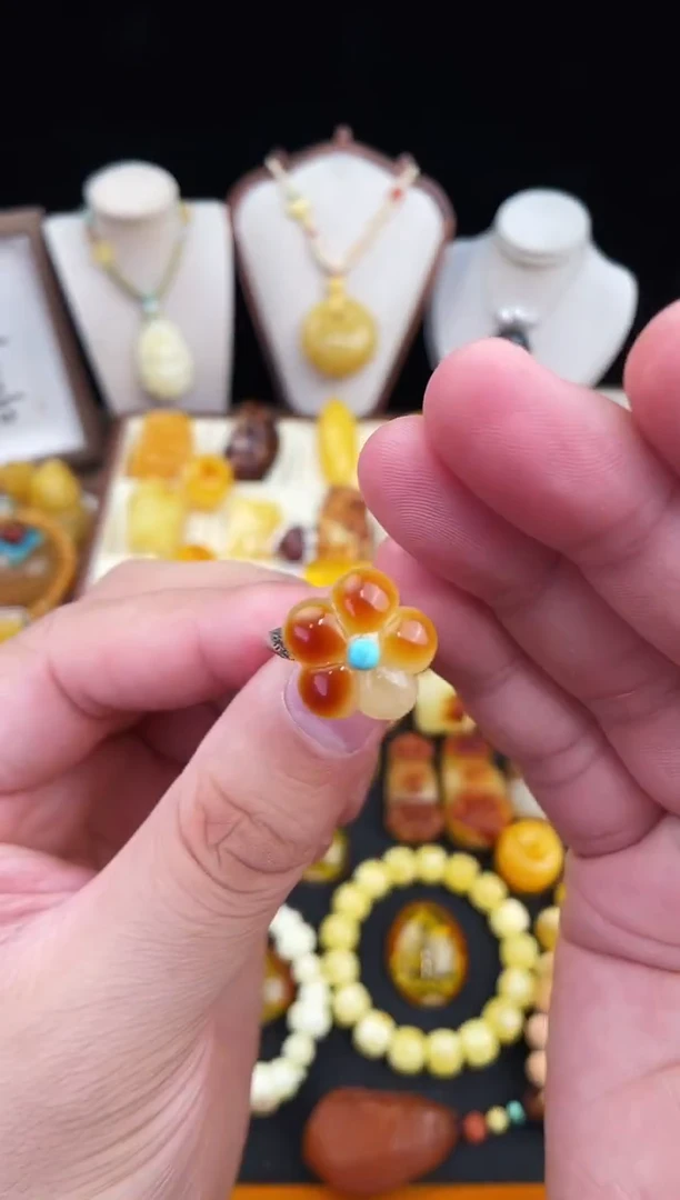 琥珀未镶嵌珠宝奇石柒月