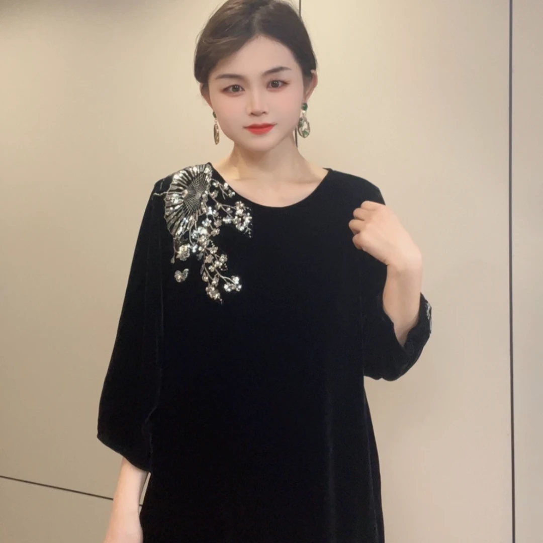 YS155刺绣散片花型真丝丝绒黑色女士气质连衣裙m118