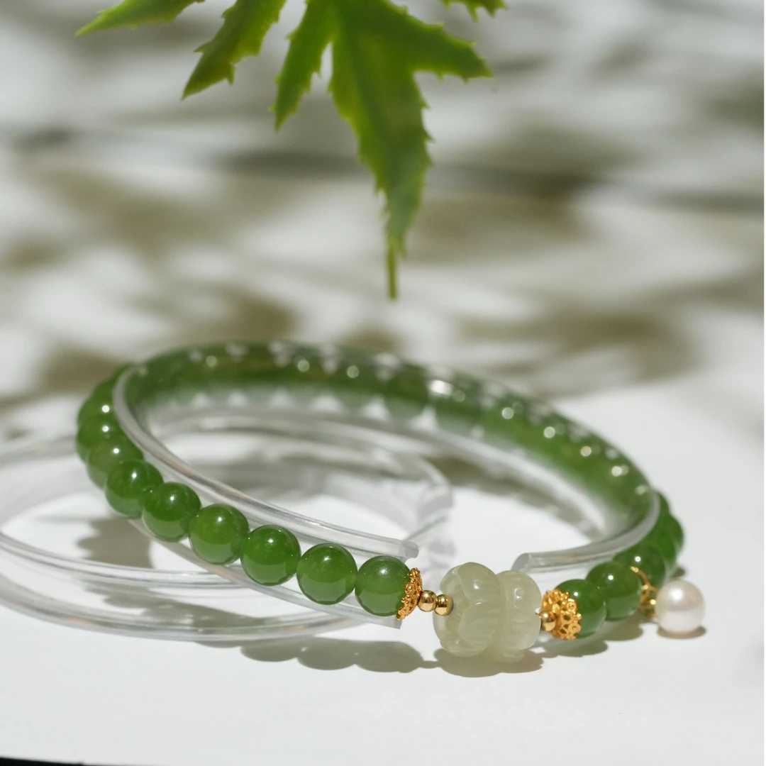 042830WM和田玉碧玉手串规格：约6mm多样性发其一珠宝