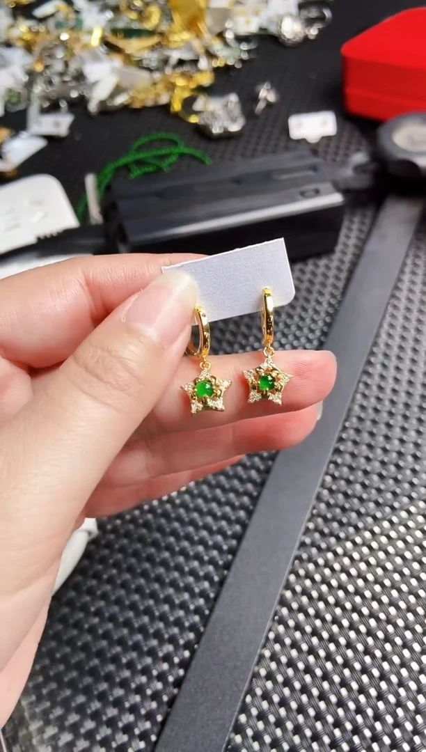 【闪购商品】翡翠耳饰未镶嵌11111111