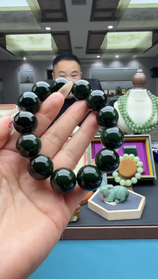 未镶嵌手串和田玉ebbcl