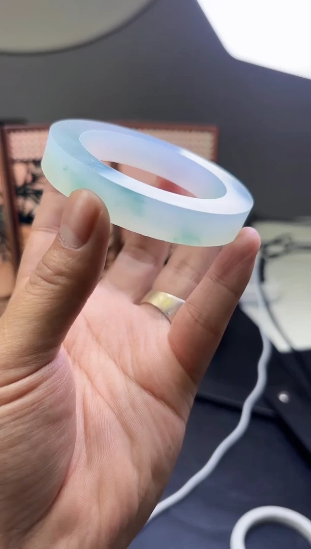 未镶嵌手镯定制翡翠墩**儿手镯定制
