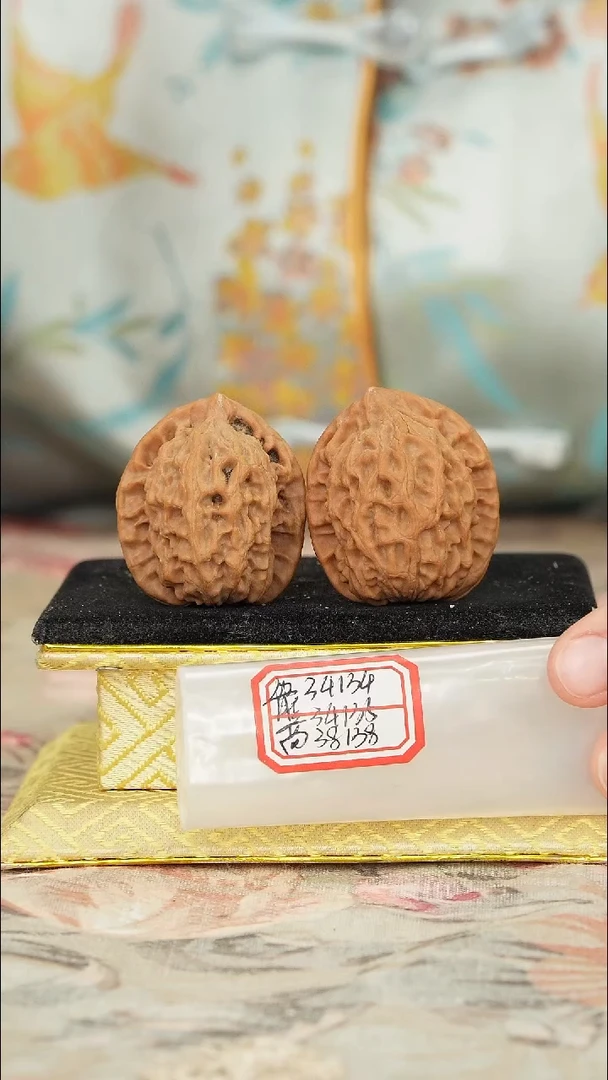 【闪购商品】文玩核桃把件非嫁接北京