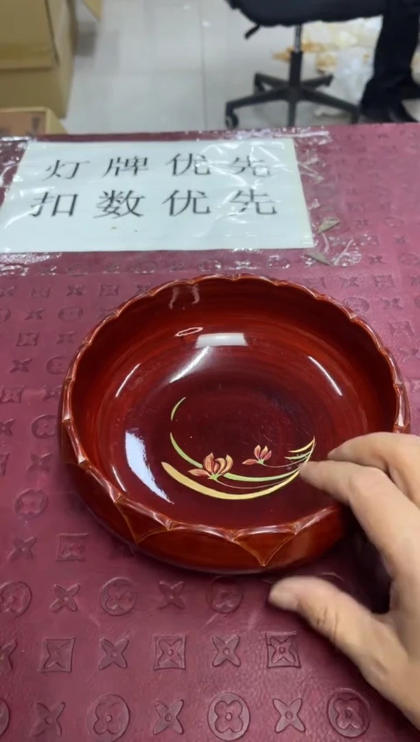 默认微瑕，no退no换，介意勿拍