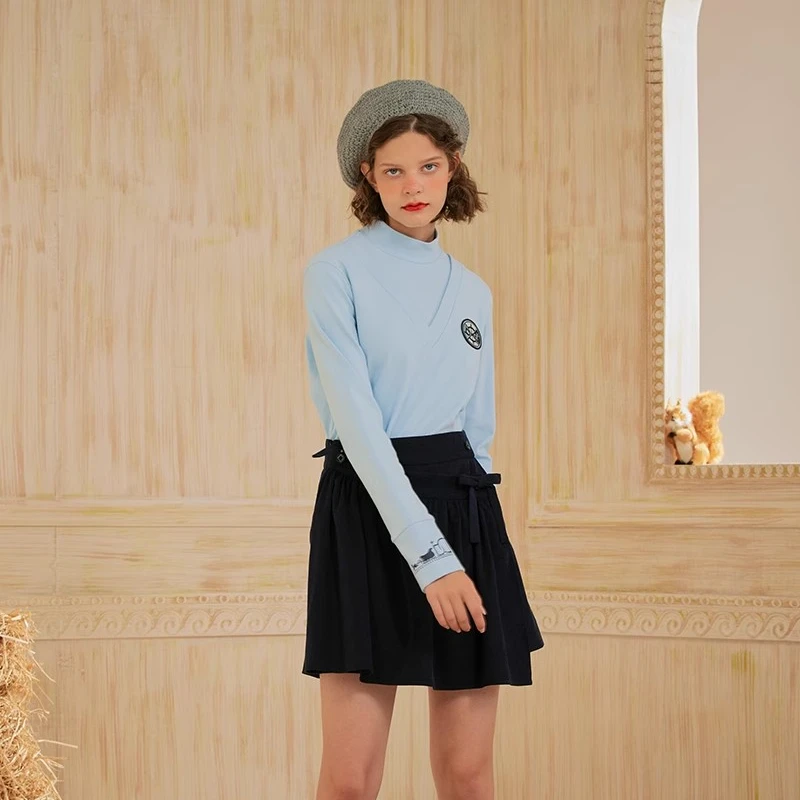 Dd+迪迪加女生浅蓝色圆领长袖T恤复古学院风设计DD214B60315