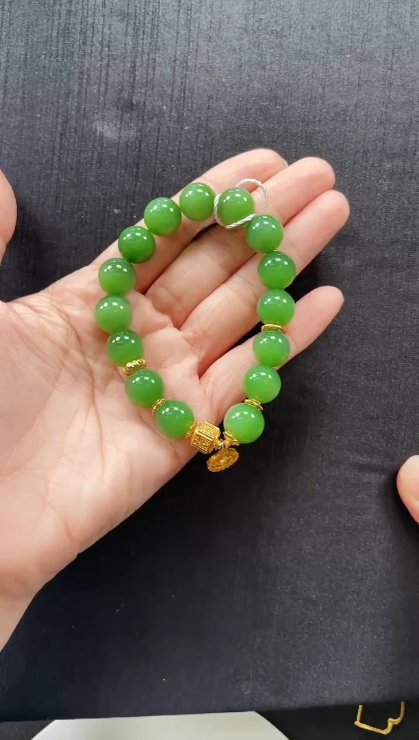 18K金镶嵌手串和田玉多样性发一