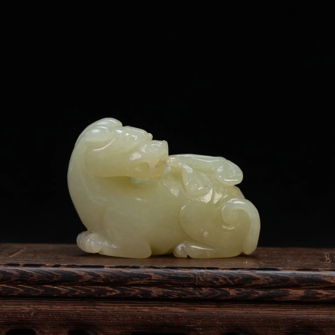 lot16388 6065 20世纪前期 玉雕件 56.46g