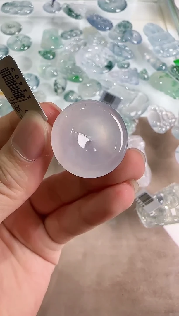 【闪购商品】翡翠吊坠(不含链)未镶嵌··