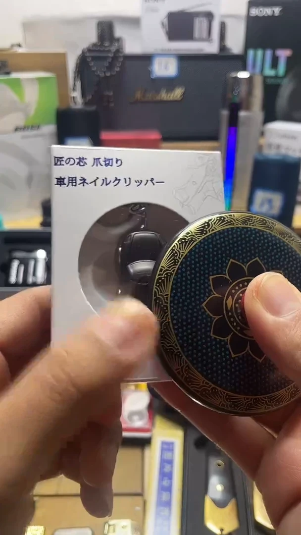瓷片闪购商品 如图所示