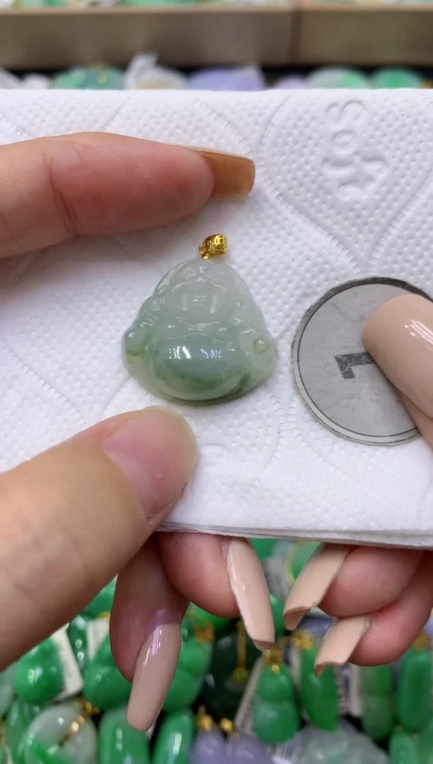 颈饰未镶嵌翡翠天然缅甸翡翠A货