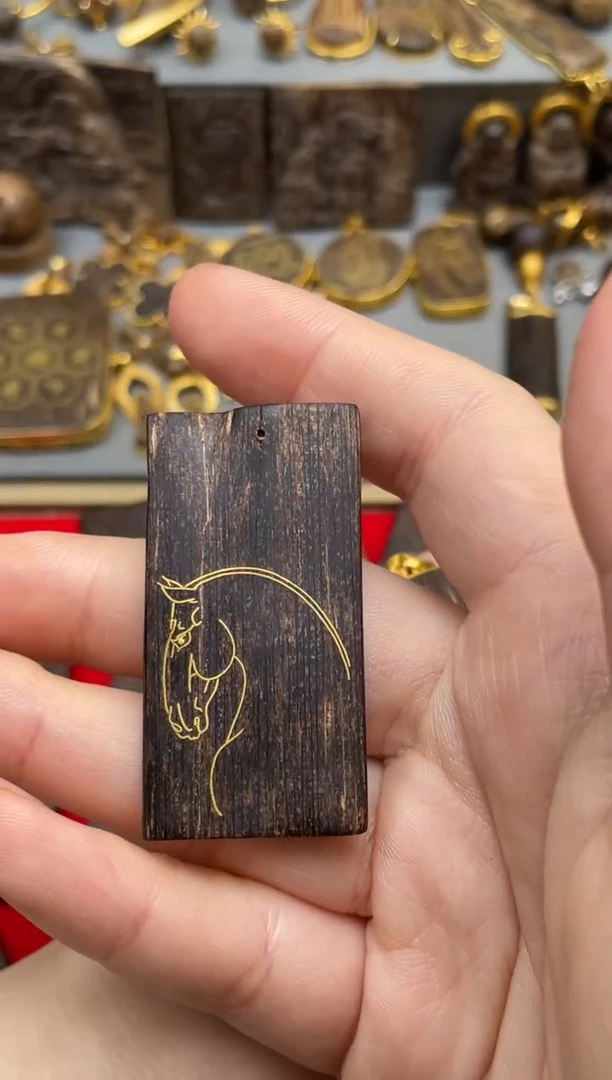 沉香吊坠沉香吊坠1030