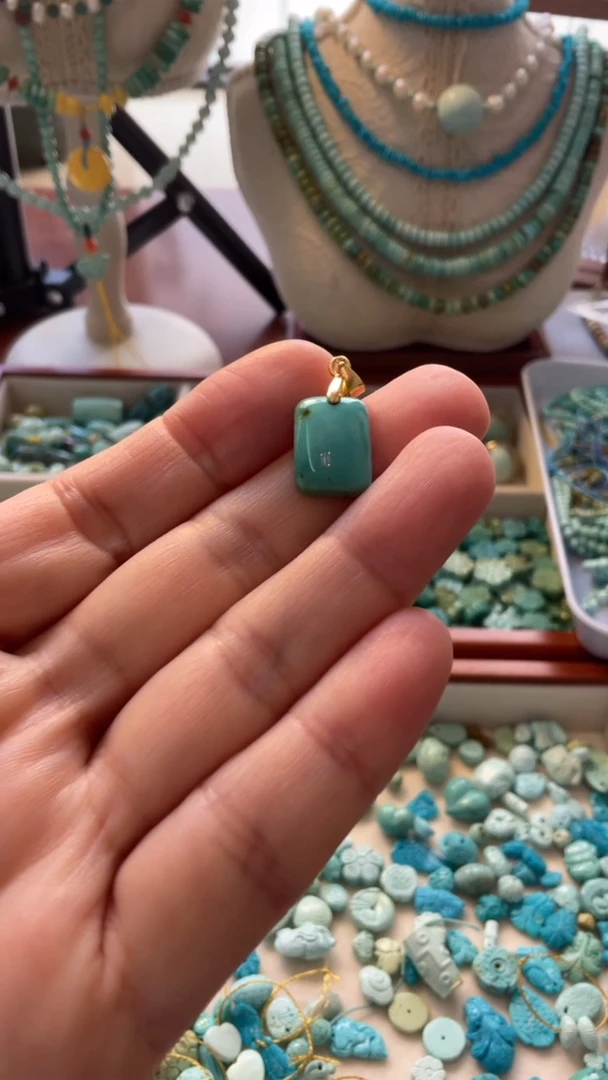 未镶嵌绿松石颈饰小挂件