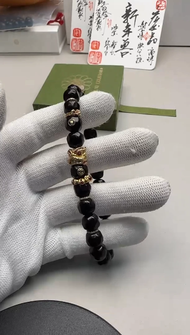 【闪购商品】椰蒂手串椰蒂手串加配饰