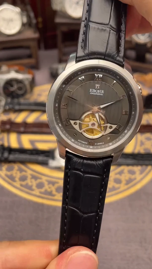 孤品闪电购手表一只