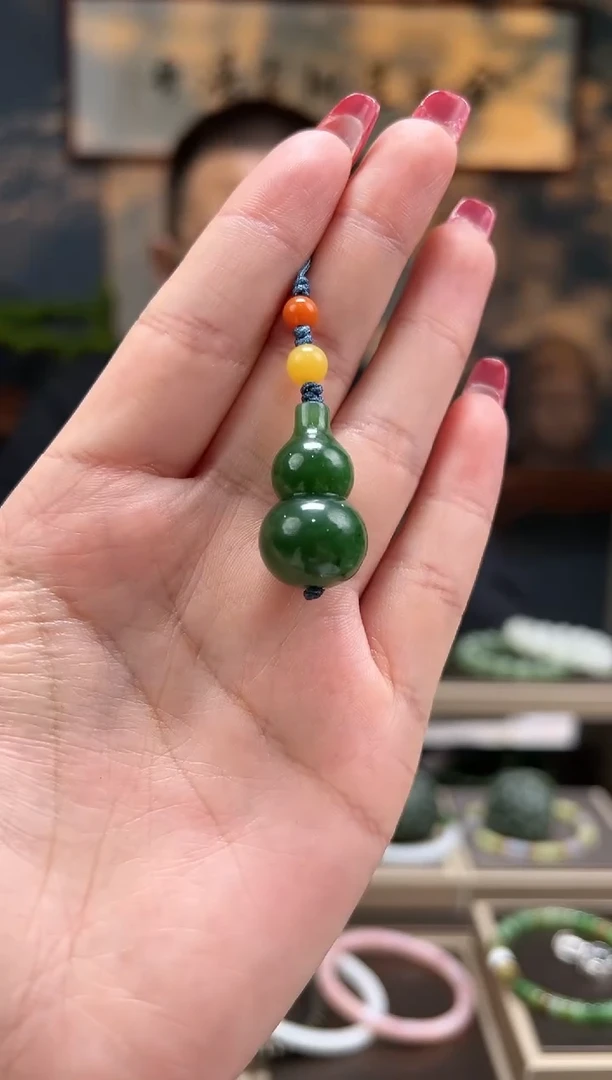 【闪购商品】和田玉挂件未镶嵌葫芦碧玉