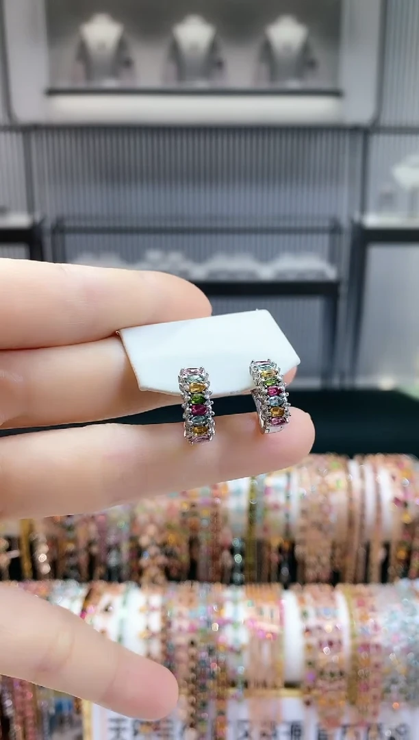 银S925镶嵌耳扣碧玺66666666