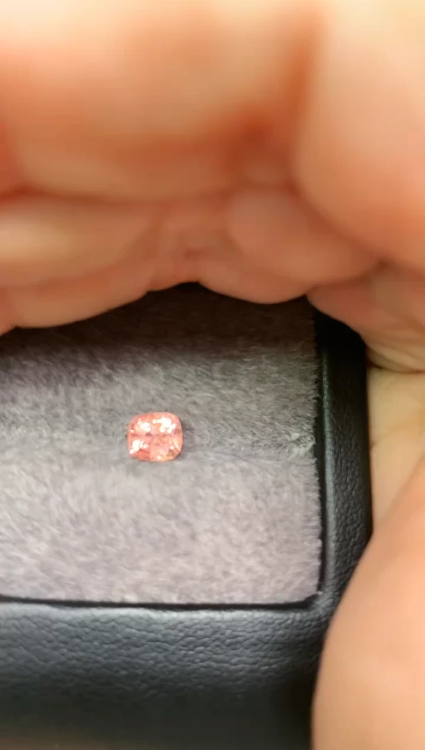 【闪购商品】定制尖晶石裸石未镶嵌枕型 日出色调 1.09ct