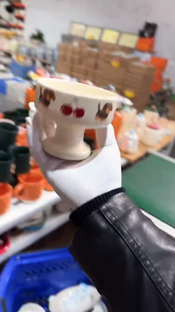 陶瓷哑光高脚杯 微瑕凑满20元包邮