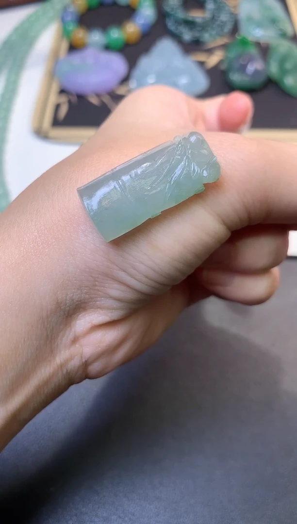 未镶嵌定制翡翠毛货