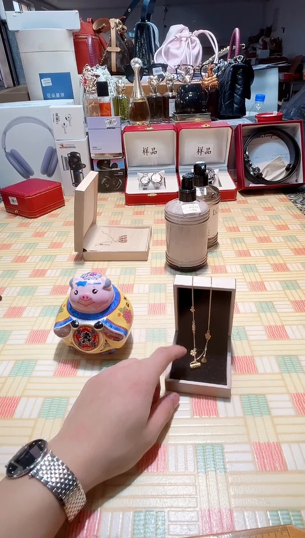 瓷片瓷器 库房到期 全部地板价@@1