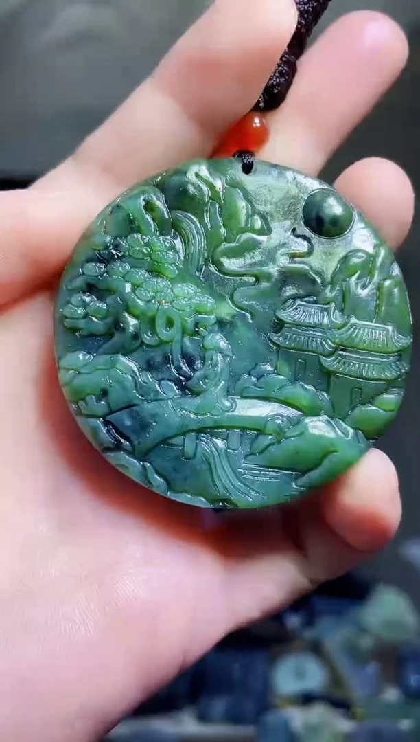 颈饰未镶嵌和田玉1