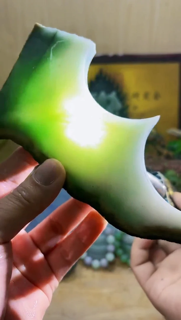 颈饰未镶嵌翡翠A货常星4640