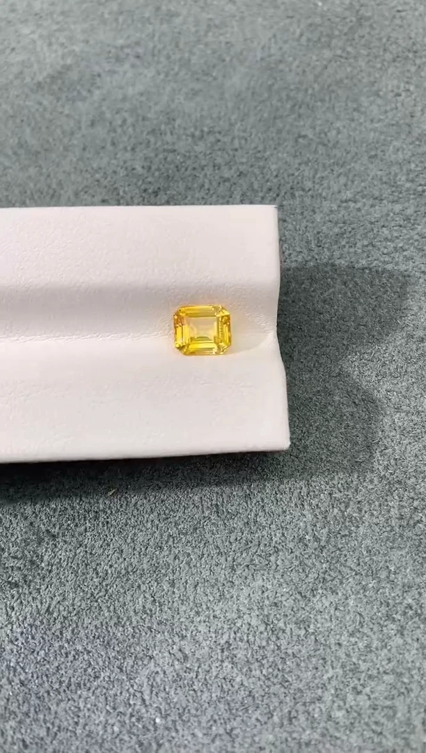 裸石彩色蓝宝石黄色蓝宝石 1.53CT