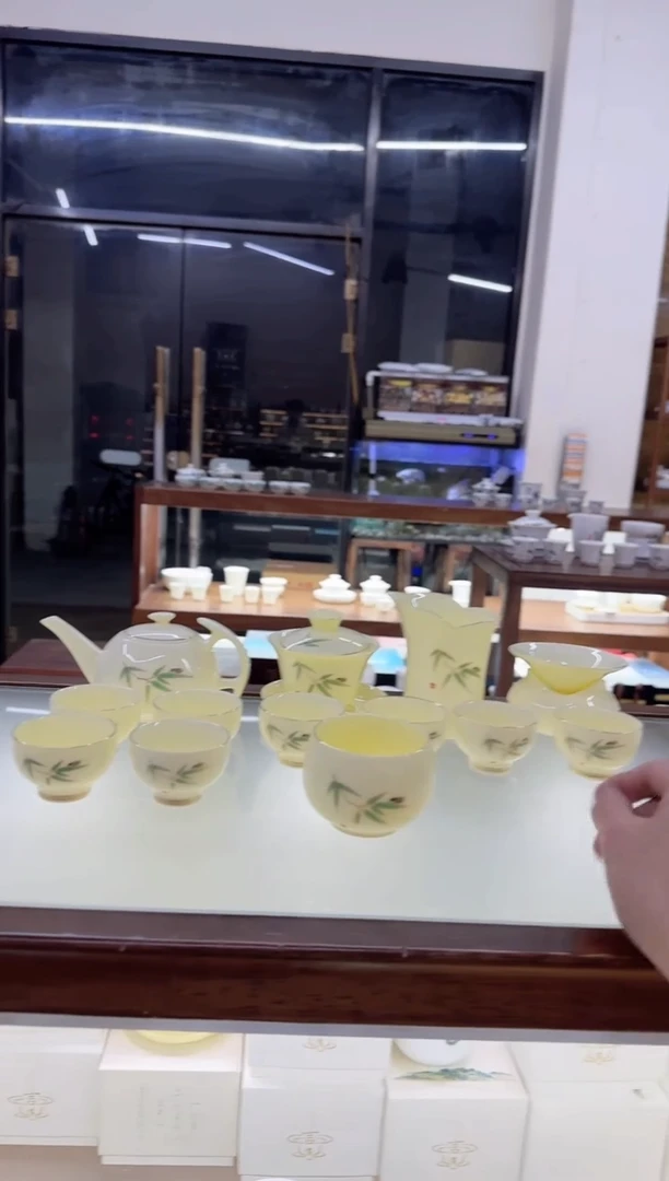 【闪购商品】瓷片言泥言泥言泥@YN129