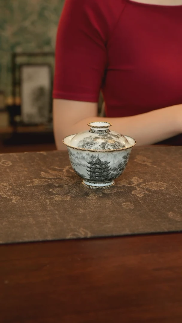 o****g手绘重工墨彩黄鹤楼盖碗