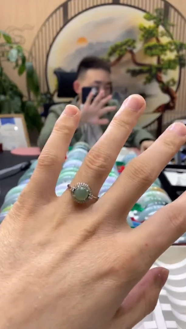 【闪购商品】翡翠戒指银S925镶嵌00005122