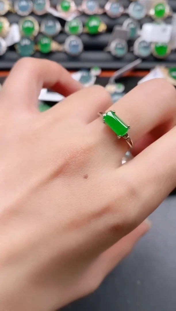 银S925镶嵌戒指翡翠11111