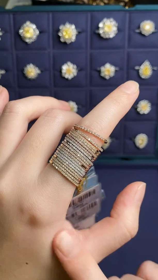 18K金镶嵌戒指钻石多样性发一（下单备注颜色）