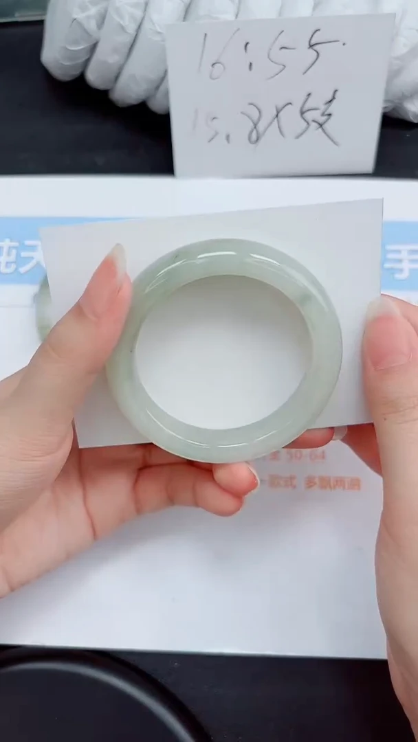 石英质玉手镯未镶嵌56-51