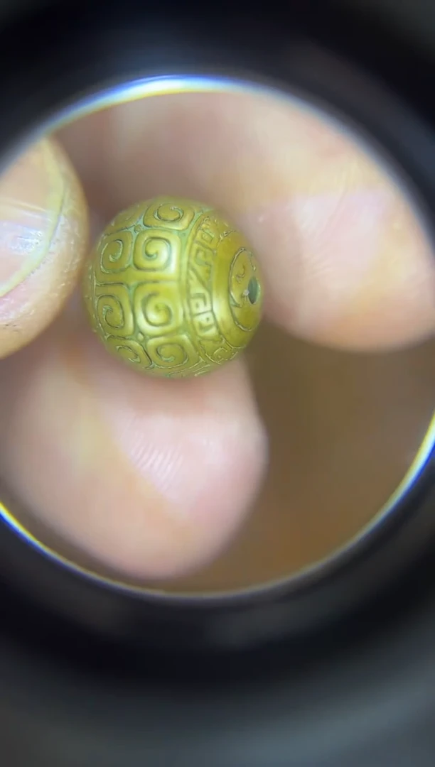 无非金属9.5mm 回纹珠 黄立马